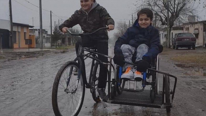 Review de silla de ruedas con bicicleta